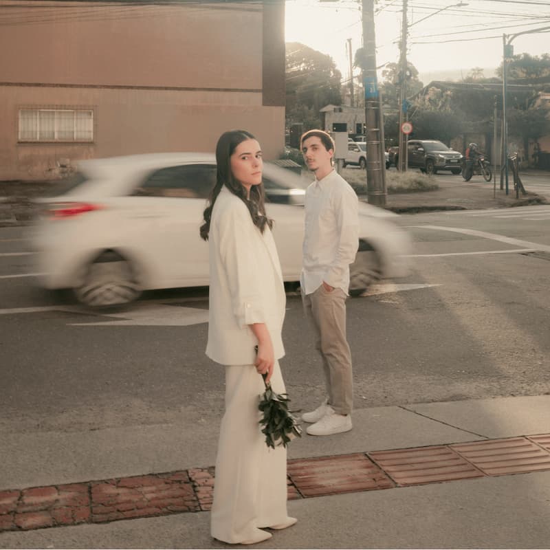 Whether you’re going for a subtle retro feel or a full film-inspired vibe, this collection offers versatile looks that transport your photos back in time — in just one click.